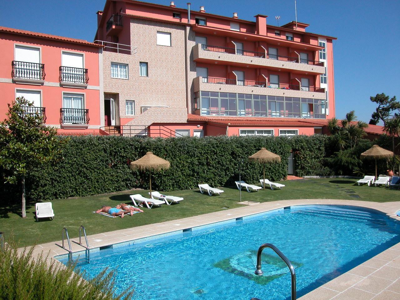 Hotel VIDA Playa Paxariñas Portonovo Exterior foto