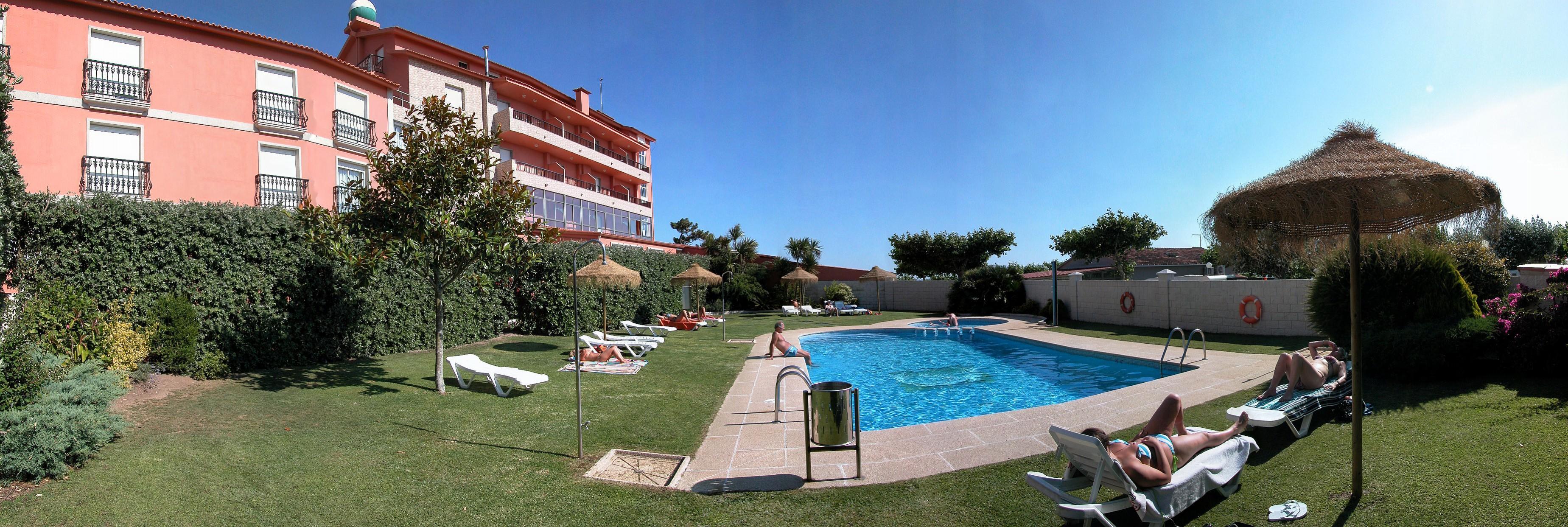 Hotel VIDA Playa Paxariñas Portonovo Exterior foto
