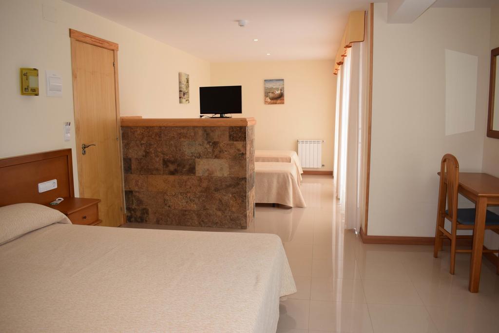 Hotel VIDA Playa Paxariñas Portonovo Exterior foto